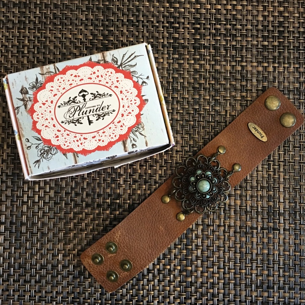 NEW Plunder Leather Band with Pendant